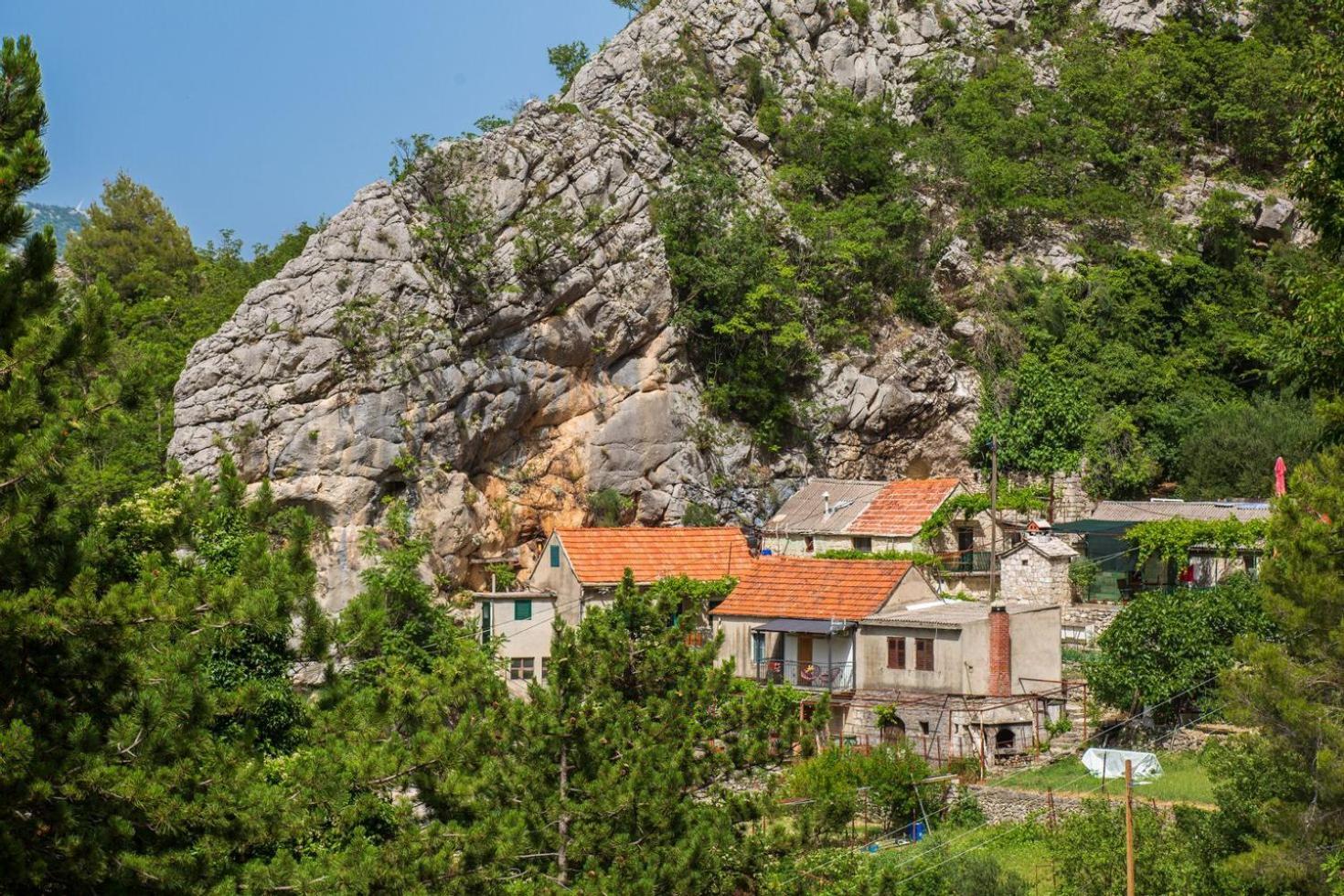 Villa Mini Stone House à Omiš Extérieur photo